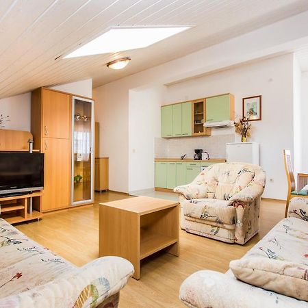 נייביצה Guest House Lavanda 4 מראה חיצוני תמונה