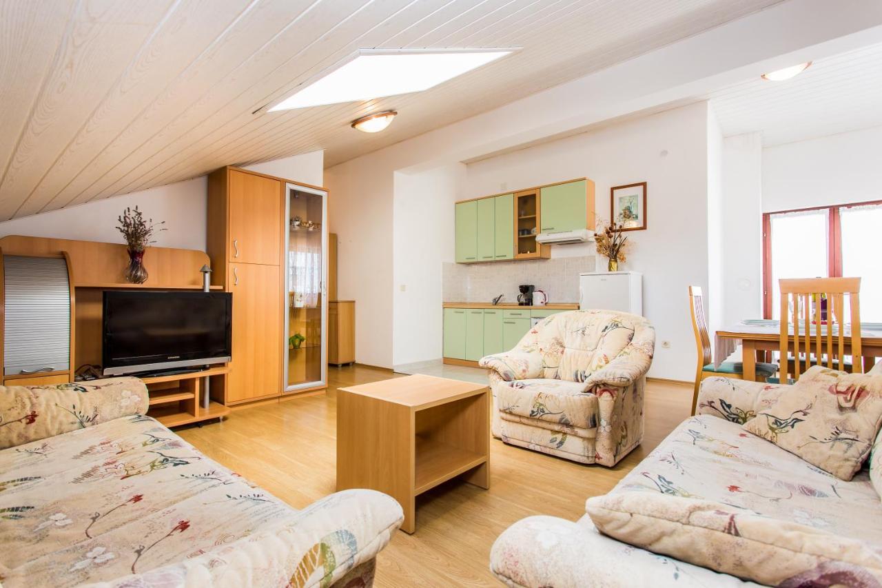 נייביצה Guest House Lavanda 4 מראה חיצוני תמונה
